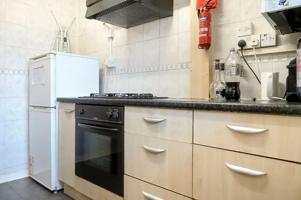 Anson House Villa London Holiday home